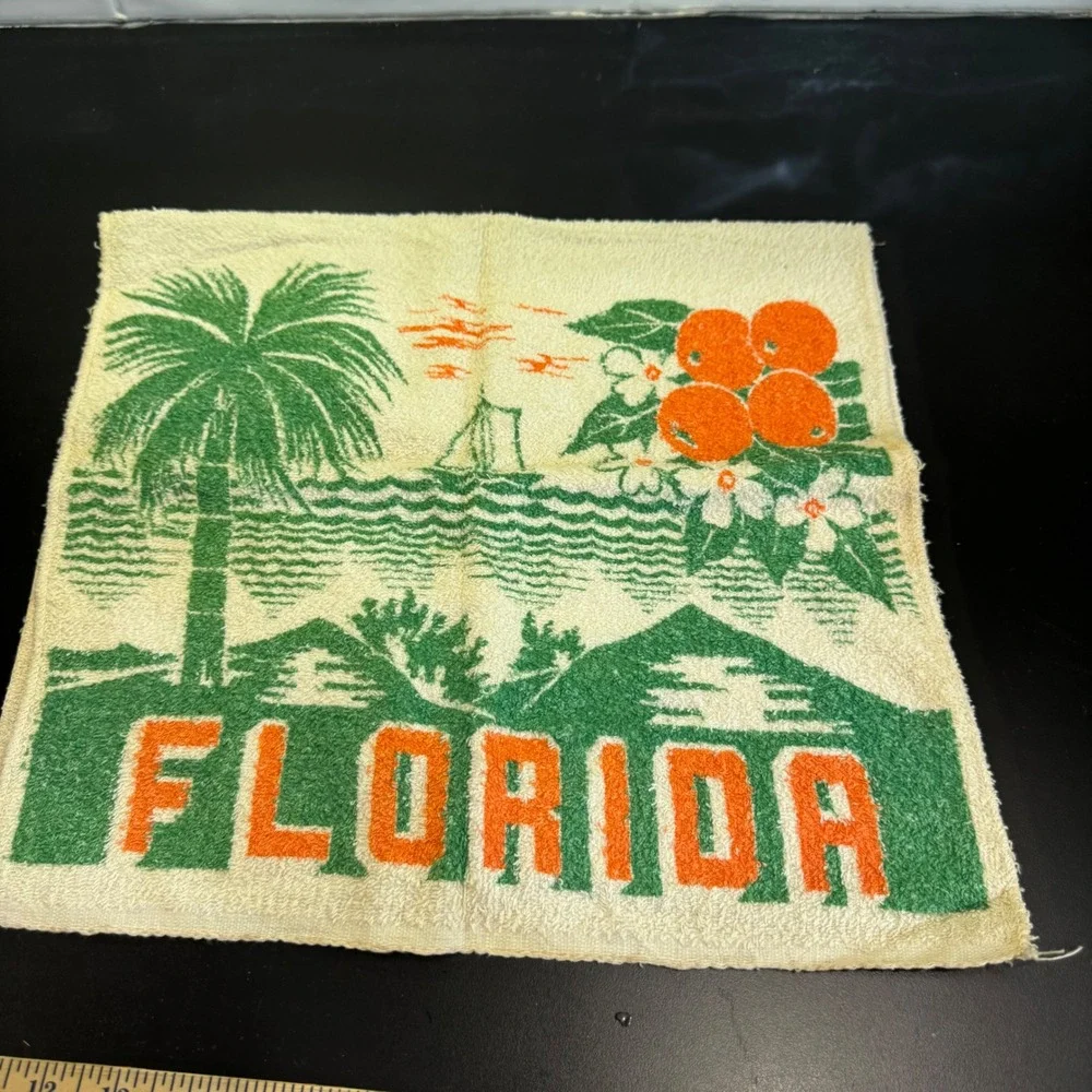 Vintage Florida Souvenir Hand Towel Cream Green Orange Palm Trees Oranges Retro